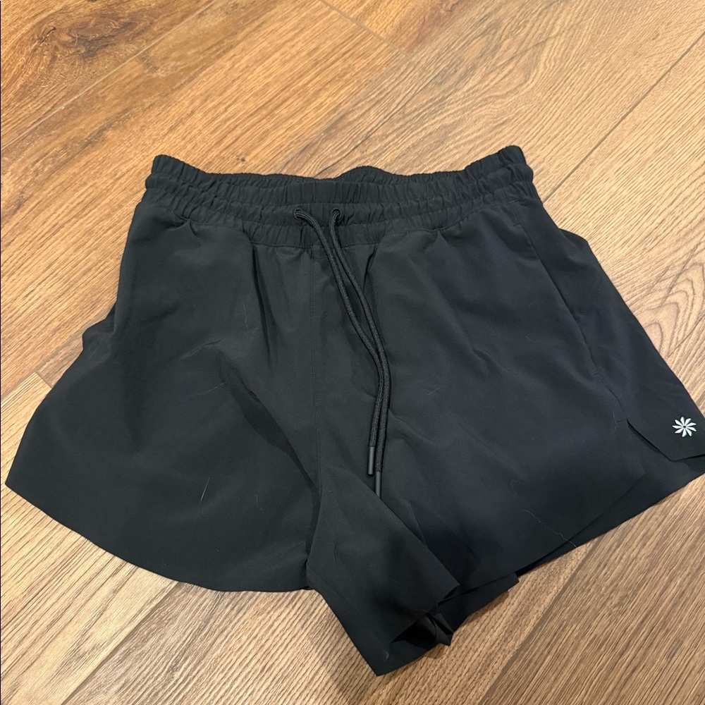 Athleta drawstring shorts size xs. Black